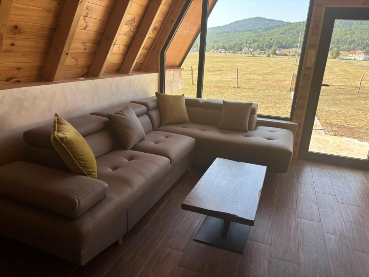 Sunrise House Villa Плужине Екстериор снимка
